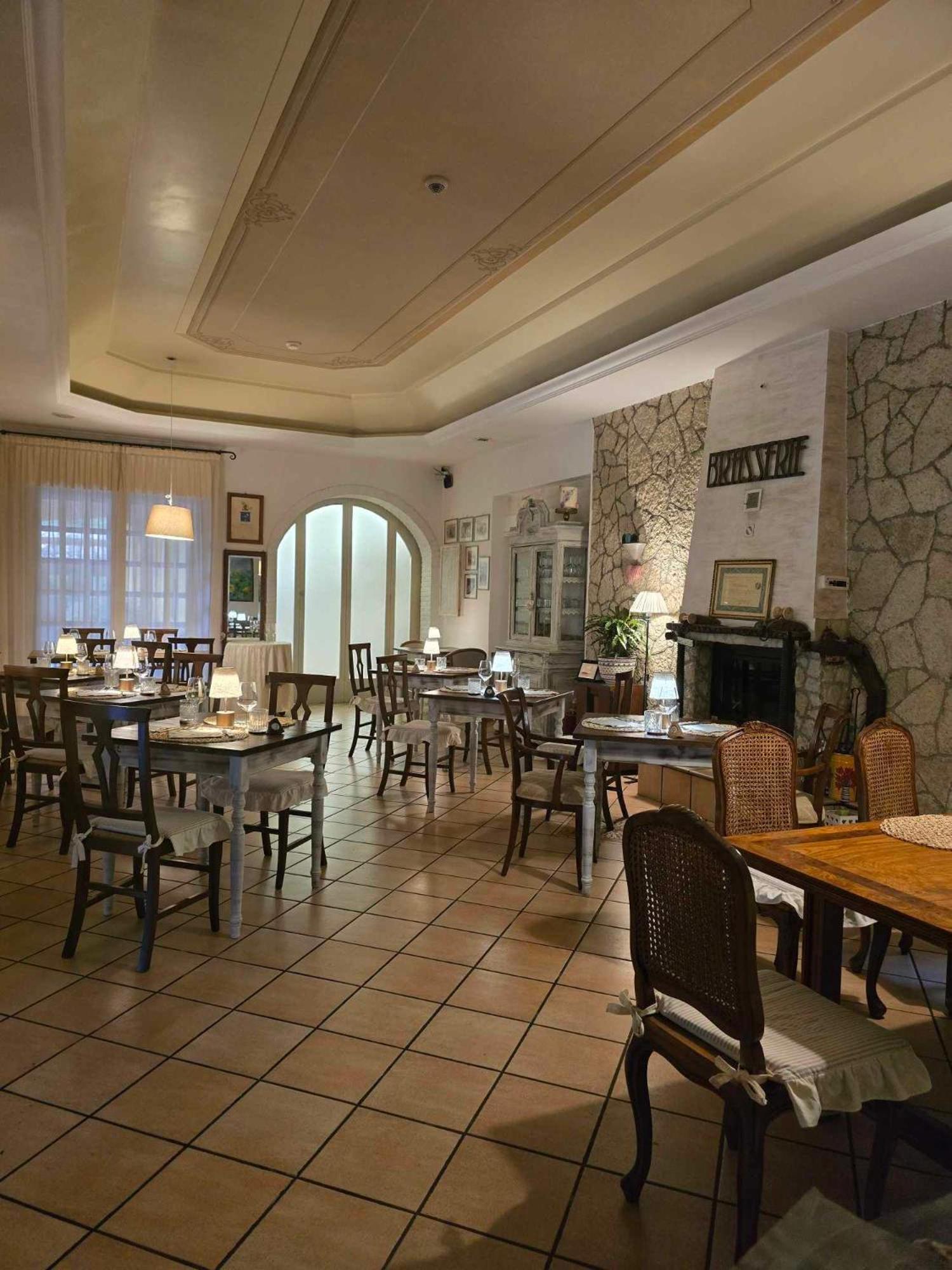 Hotel Pineta Ristorante Country House In Fabriano Камподонико Экстерьер фото
